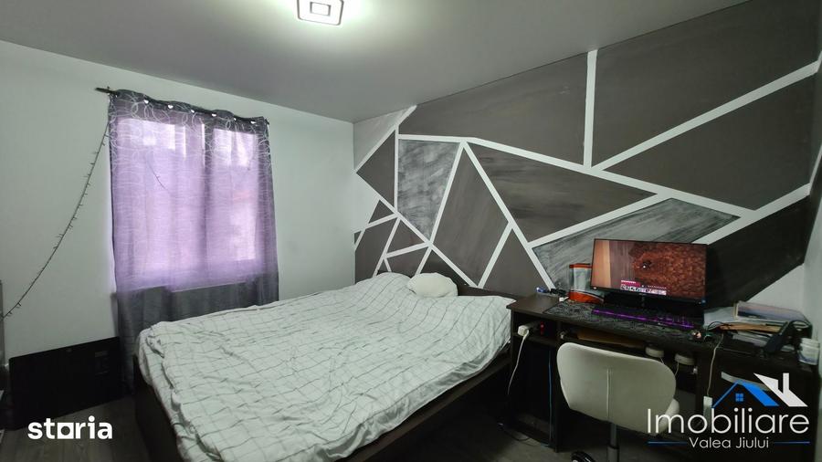 Apartament cu 4 camere în Central