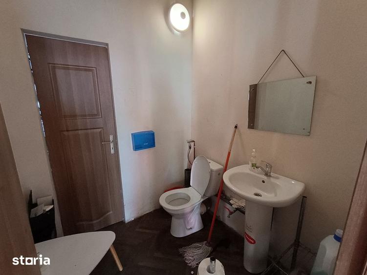 Spațiu comercial, de 38 mp, în Central