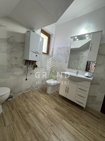 Casă individuală cu 5 camere cu Canalizare în Europa