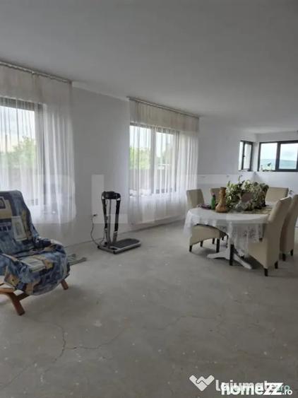 Casă cu 4 camere cu Teren 1399 Mp în Ernei
