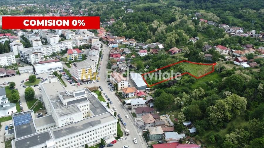 Teren de 3049 mp, în Central