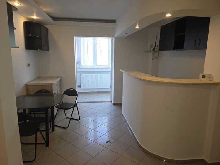 Apartament cu 3 camere decomandat în Exercițiu
