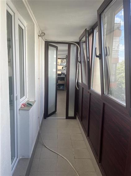 Apartament cu 2 camere semidecomandat, mobilat în Barbu Văcărescu