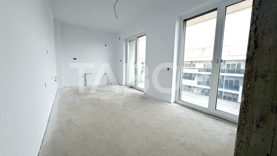 Apartament cu 3 camere semidecomandat în Iris