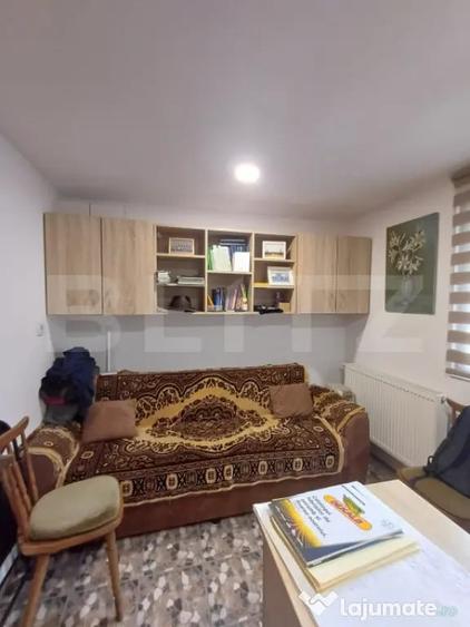 Casă cu 5 camere cu Teren 2800 Mp în Moldovenești