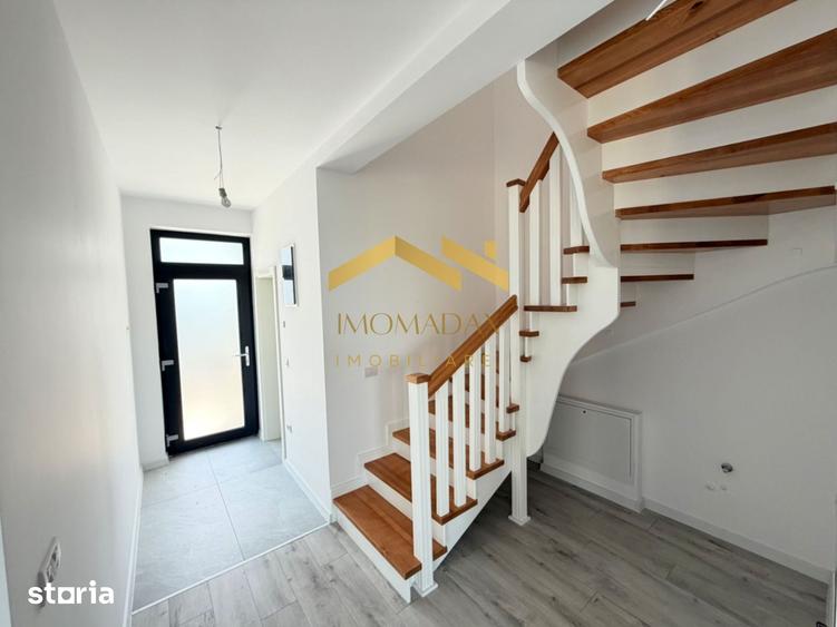 Casă cu 4 camere cu Teren 265 Mp în Sânmihaiu Român