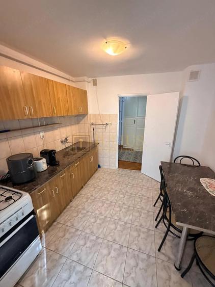 Apartament cu 2 camere decomandat în Soarelui