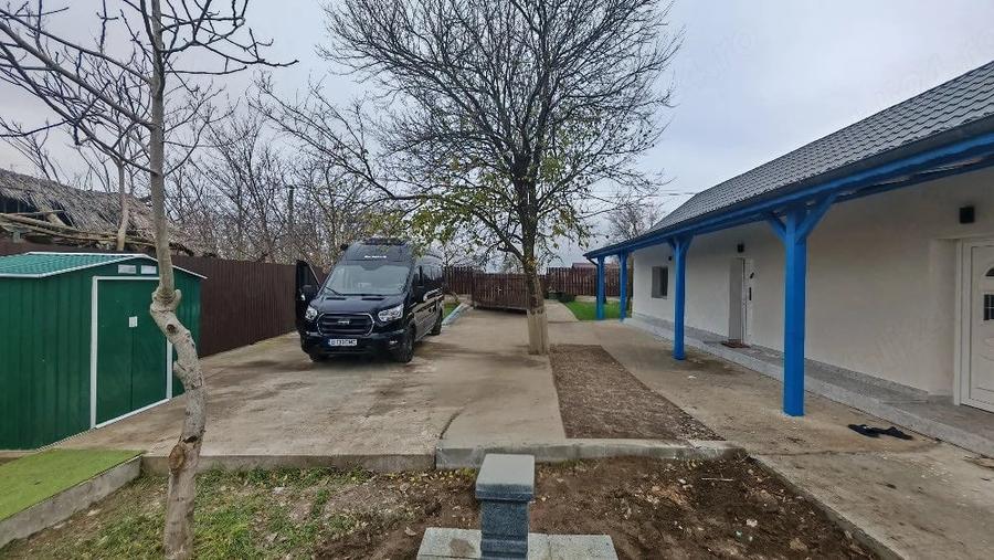 Casă cu Teren 1500 Mp în Plopul