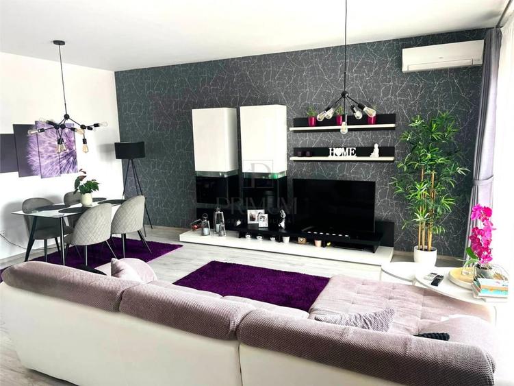 Apartament cu 3 camere decomandat în Aradului