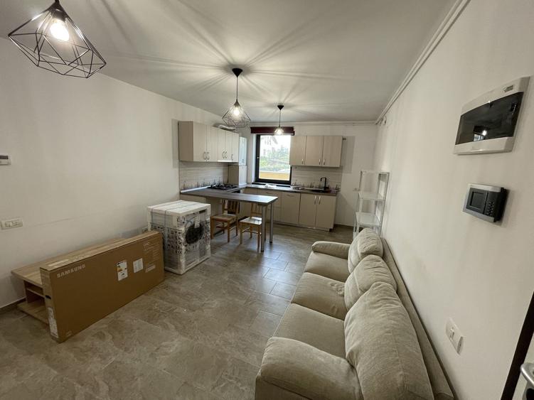 Apartament cu 2 camere semidecomandat, mobilat în Braytim