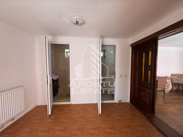 Casă individuală cu 12 camere cu Canalizare în Sălașu de Jos