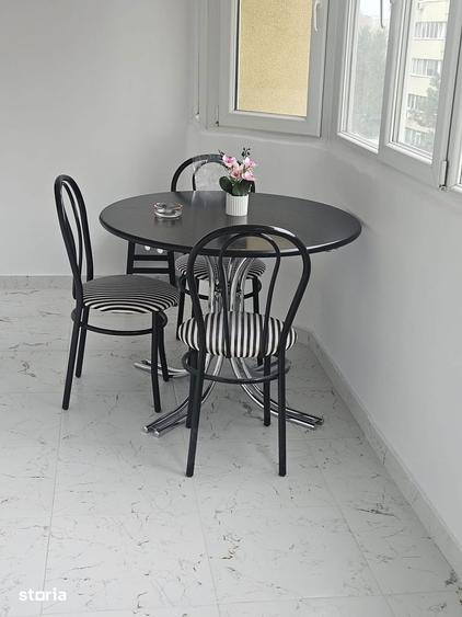 Apartament cu 3 camere, mobilat în Vatra Luminoasă