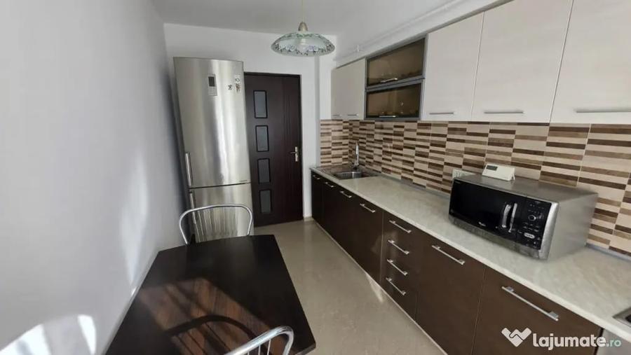 Apartament cu 2 camere decomandat în Ultracentral