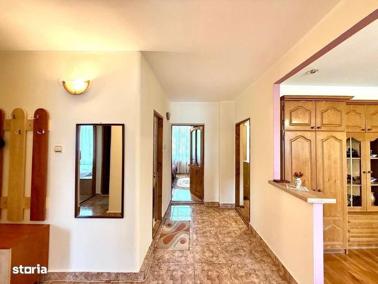 Apartament cu 4 camere în Central