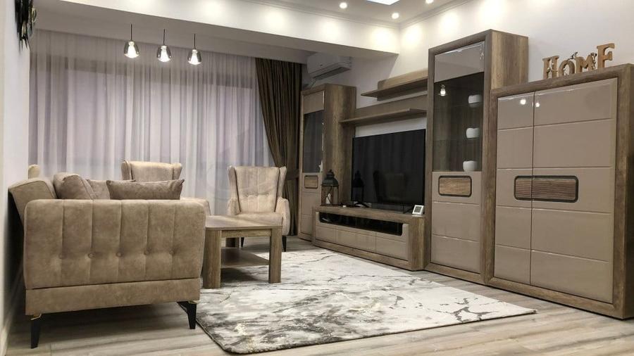 Apartament cu 4 camere decomandat în Bucureștii Noi