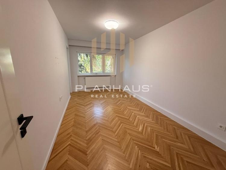 Apartament cu 4 camere decomandat, mobilat în Ultracentral