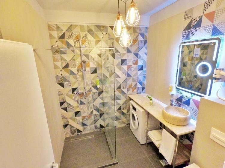 Apartament cu 2 camere decomandat în Mamaia
