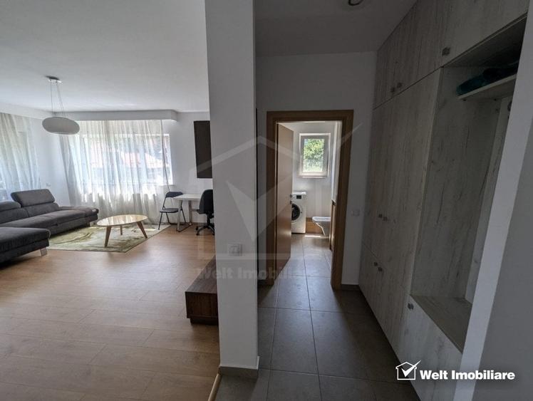 Apartament cu 3 camere semidecomandat, mobilat în Zorilor