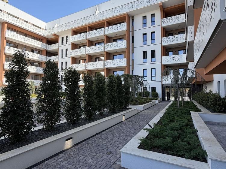 Apartament cu 2 camere semidecomandat în Torontalului