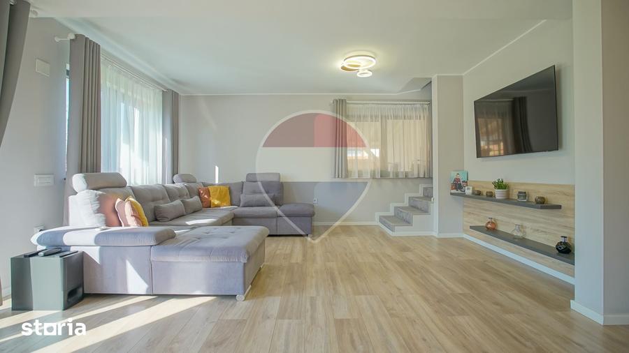 Casă cu 4 camere cu Teren 400 Mp în Tărlungeni