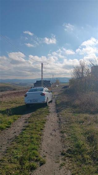 Teren intravilan de 652 mp, în Aroneanu