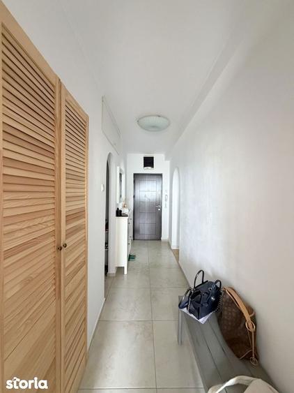 Apartament cu 3 camere, mobilat în Floreasca