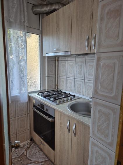 Apartament cu 2 camere decomandat în Exterior Vest