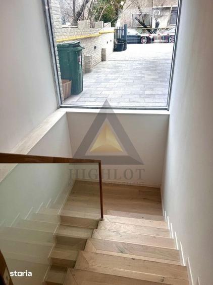 Apartament cu 3 camere, mobilat în Aviatorilor