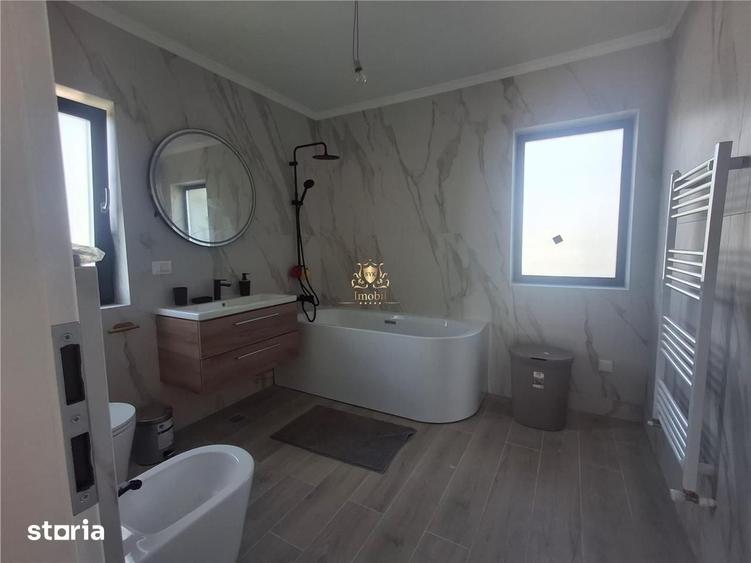 Casă cu 4 camere cu Teren 480 Mp în Bucium