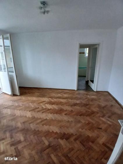 Apartament cu 2 camere semidecomandate, Centru - 7