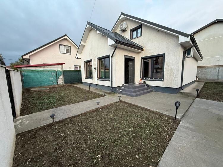 Casă cu 4 camere în Valu lui Traian