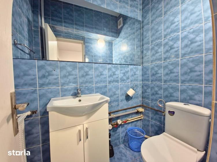 DE INCHIRIAT - 3 CAMERE, CENTRAL, BLOC CU LIFT - 11