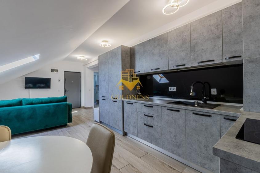 Apartament cu 3 camere semidecomandat în Central