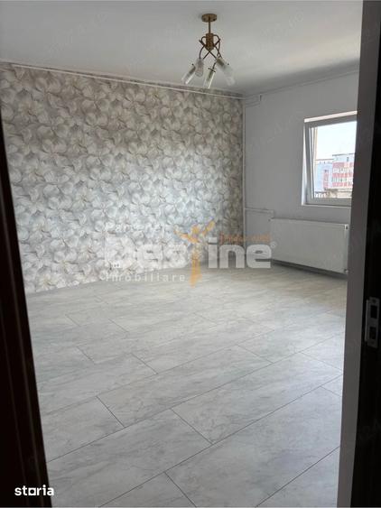 Apartament cu 2 camere decomandat în 13 Septembrie
