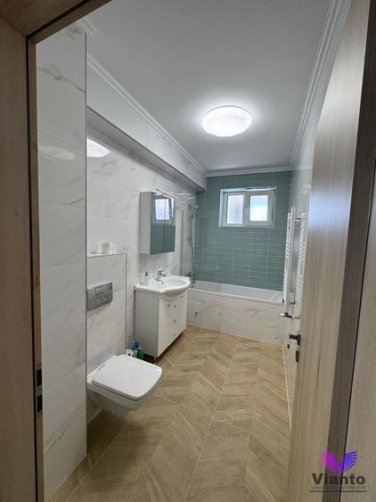 Apartament cu 3 camere decomandat, mobilat în Lazaret