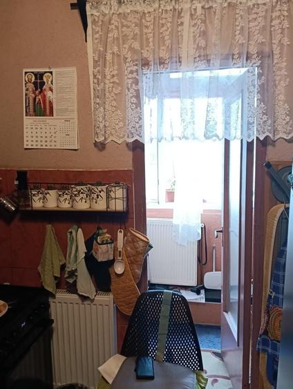 Apartament cu 2 camere decomandat în 6 Vânători