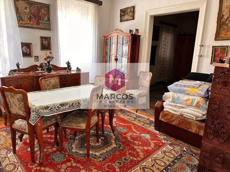 Casă individuală cu 3 camere cu Canalizare în Muncitoresc