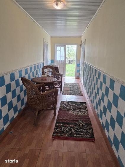Casă cu 4 camere cu Teren 1500 Mp în Zamostea