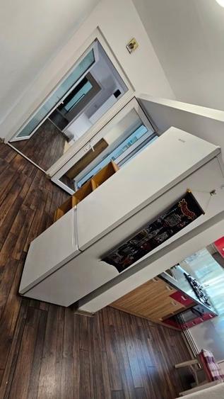 Apartament cu 3 camere semidecomandat în Tomis Nord