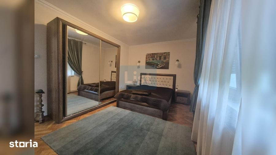 Apartament cu 4 camere decomandat în Zorilor