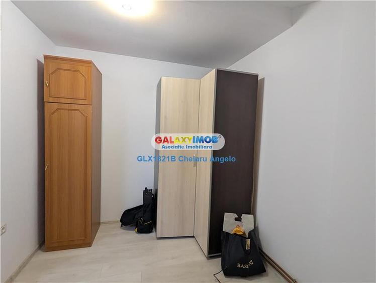 Casă cu 5 camere cu Garaj în Copăceni