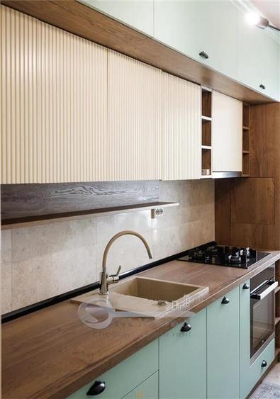 Apartament cu 3 camere semidecomandat în Copou