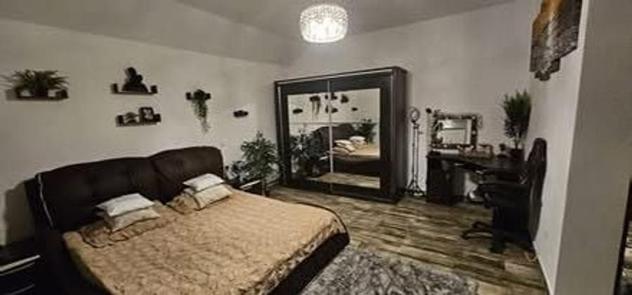 Casă cu 4 camere cu Teren 605 Mp în Central