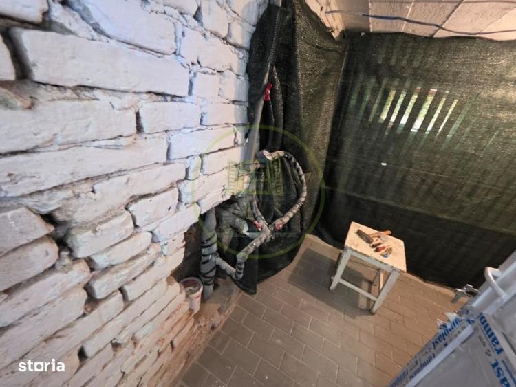 Casă cu 2 camere decomandat în Central