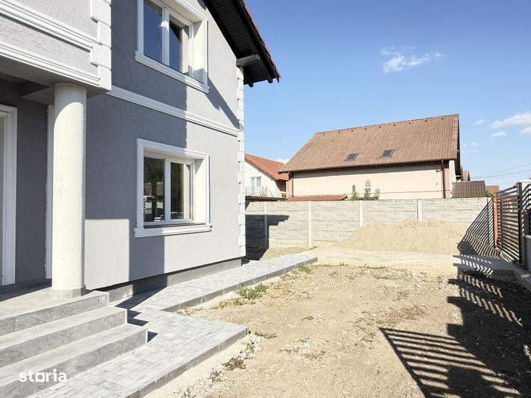 Casă cu 4 camere cu Teren 501 Mp în Săcălaz
