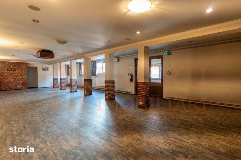 Casă cu 10 camere cu Teren 1268 Mp în Centrul Civic