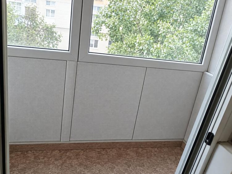 Apartament cu 3 camere decomandat, mobilat în Titan
