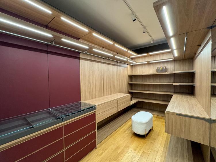 Apartament cu 4 camere decomandat, mobilat în Floreasca