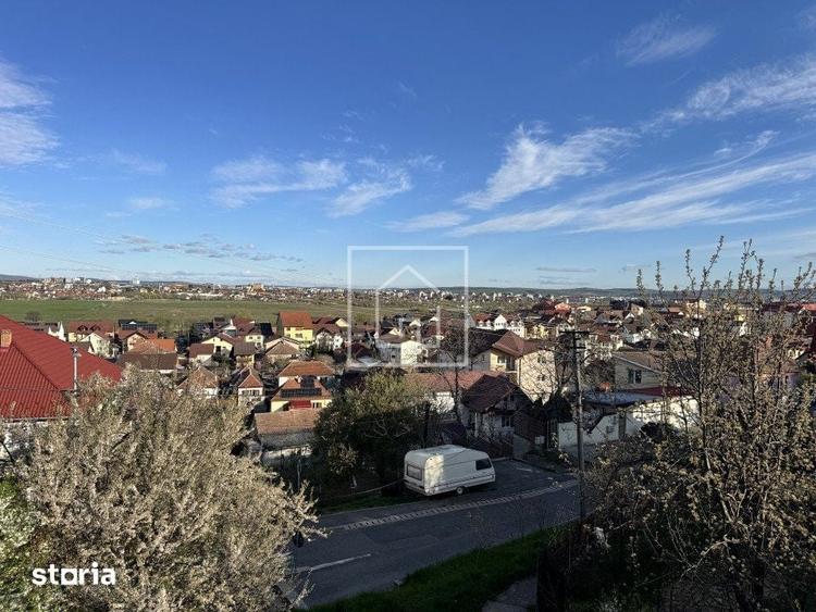 Casă cu 4 camere cu Teren 198 Mp în Valea Aurie