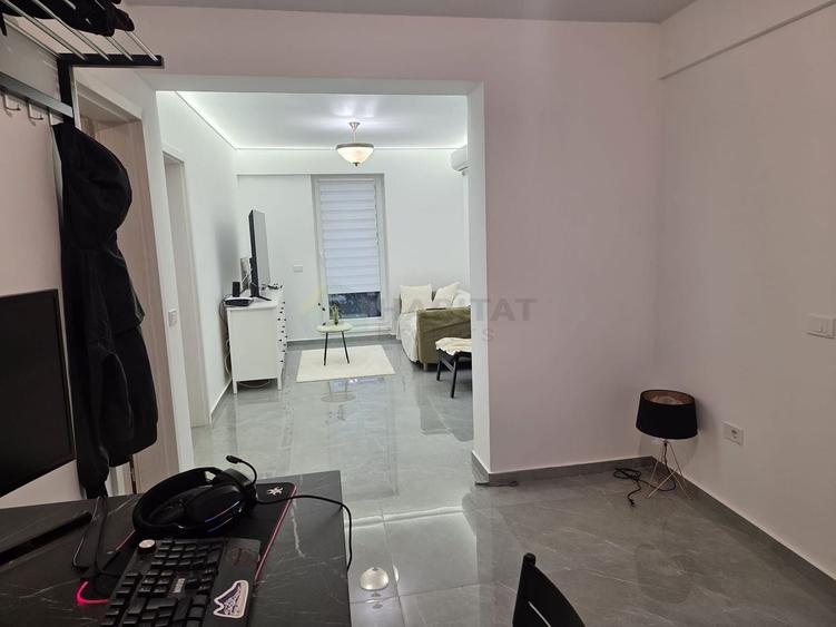 Apartament cu 2 camere, mobilat în Metalurgiei